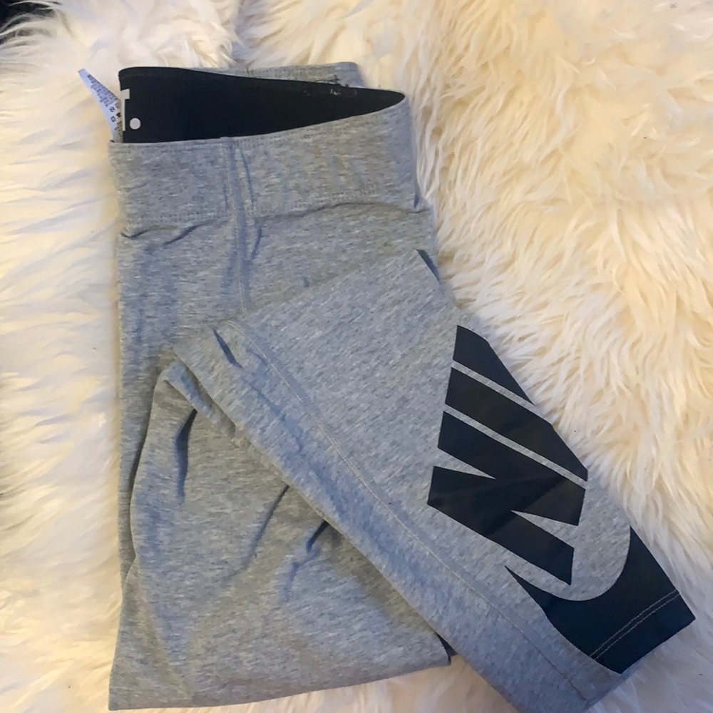 Nike leggings
